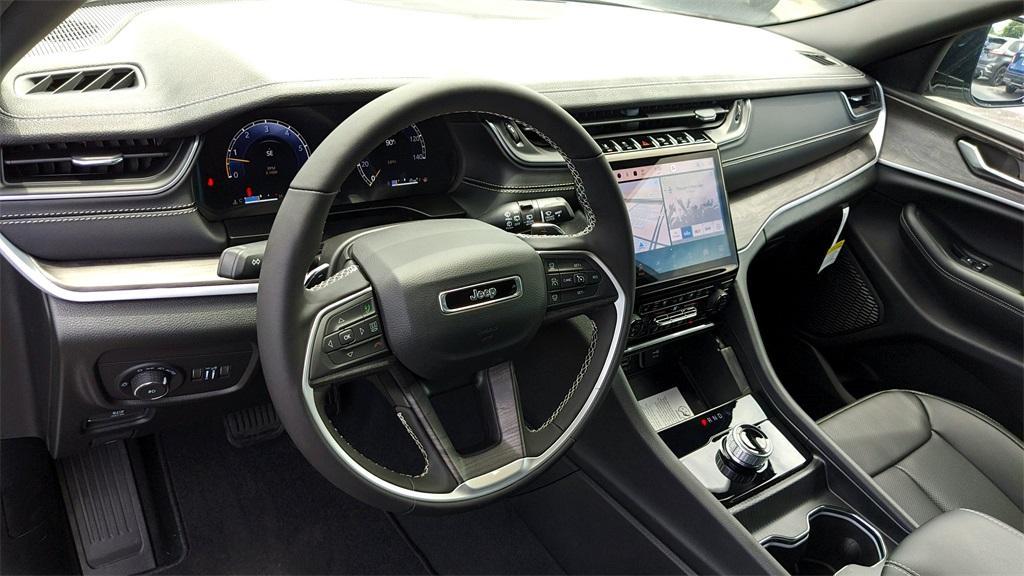 new 2025 Jeep Grand Cherokee L car, priced at $47,000