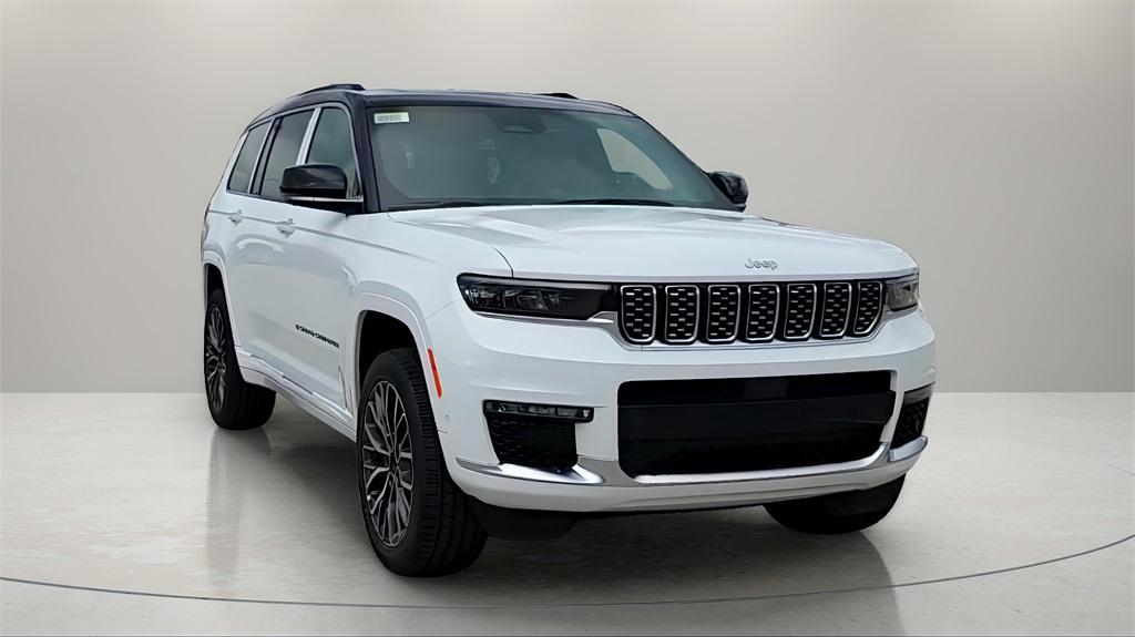 new 2025 Jeep Grand Cherokee L car, priced at $61,000