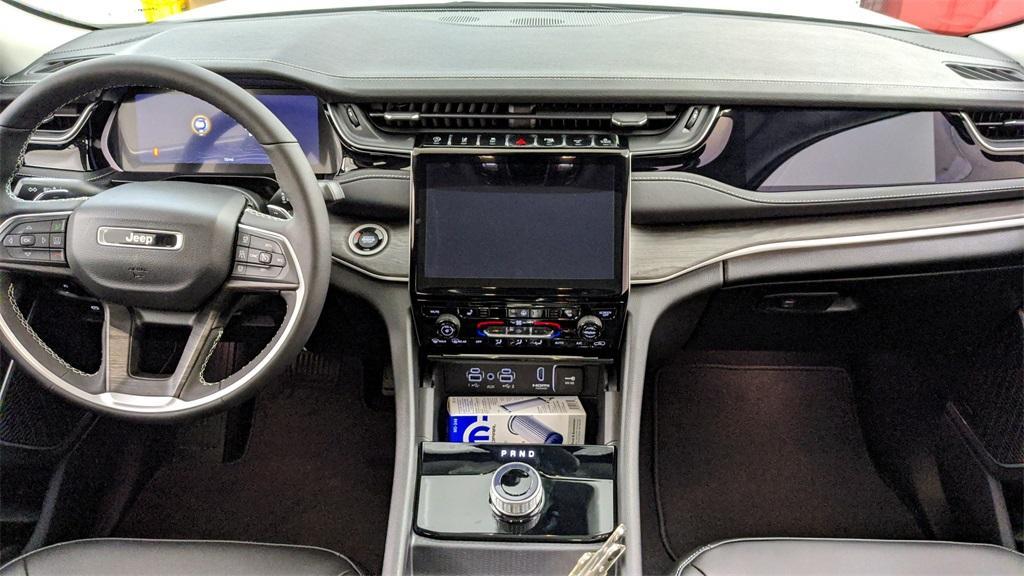 new 2025 Jeep Grand Cherokee L car, priced at $46,500