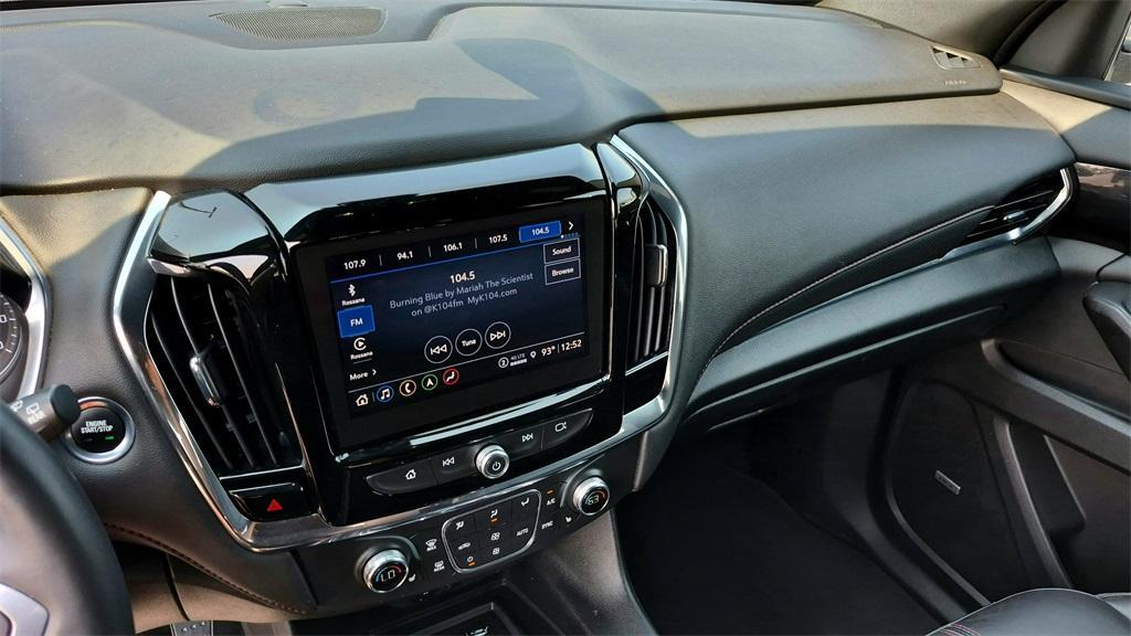 used 2023 Chevrolet Traverse car, priced at $30,734