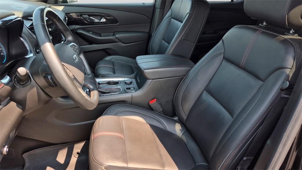 used 2023 Chevrolet Traverse car, priced at $30,734