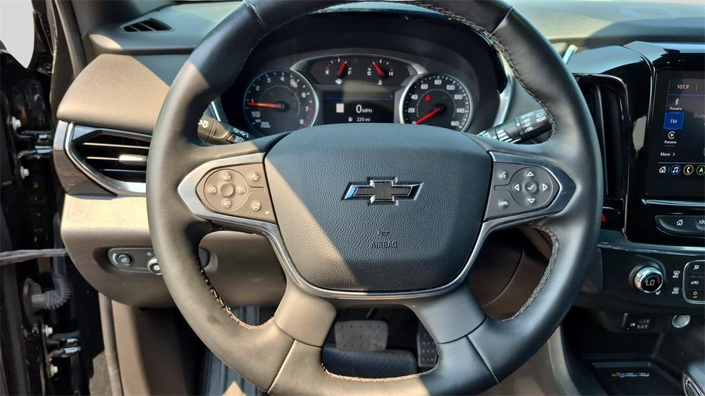 used 2023 Chevrolet Traverse car, priced at $30,734