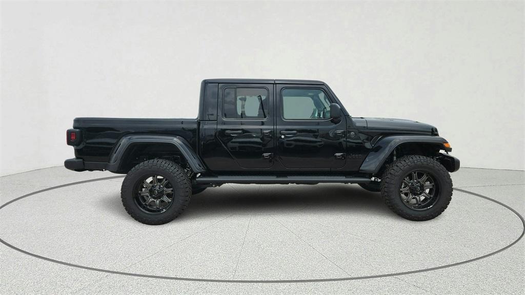 new 2025 Jeep Gladiator car, priced at $50,242