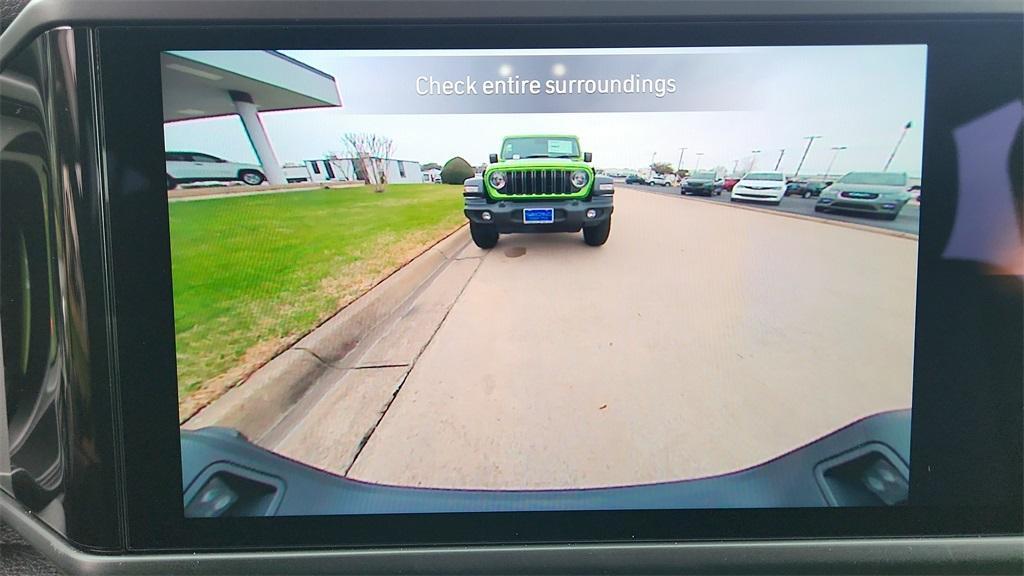 new 2025 Jeep Gladiator car, priced at $37,500