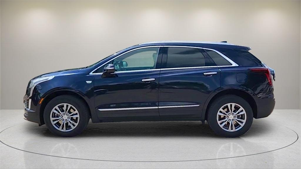 used 2022 Cadillac XT5 car, priced at $33,500