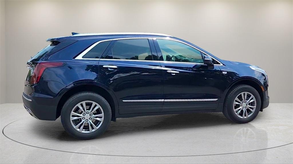 used 2022 Cadillac XT5 car, priced at $33,500