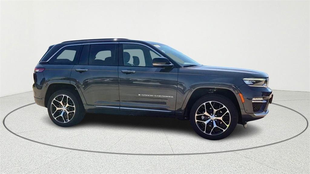 new 2025 Jeep Grand Cherokee car, priced at $64,275