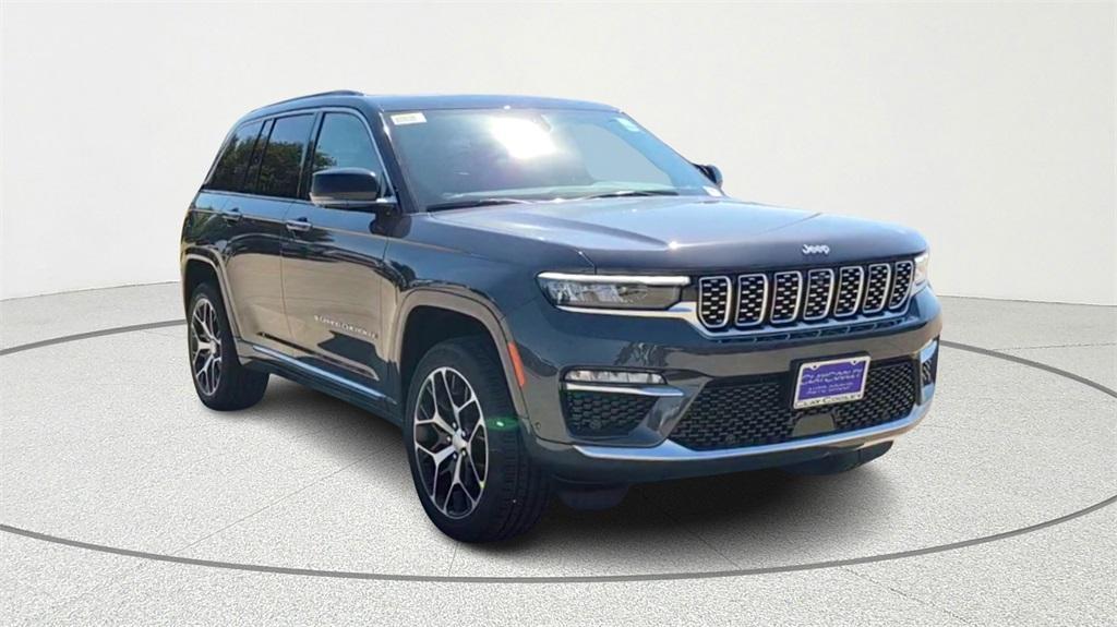 new 2025 Jeep Grand Cherokee car, priced at $64,275