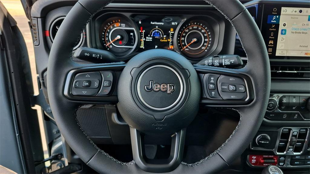 new 2025 Jeep Wrangler car, priced at $57,550