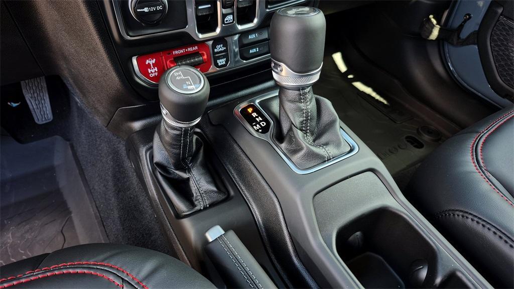 new 2025 Jeep Wrangler car, priced at $57,550