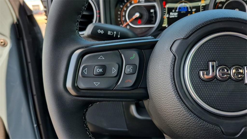 new 2025 Jeep Wrangler car, priced at $57,550