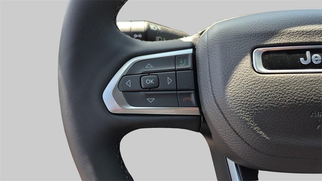 new 2025 Jeep Compass car, priced at $26,000