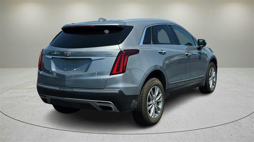 used 2023 Cadillac XT5 car, priced at $28,000