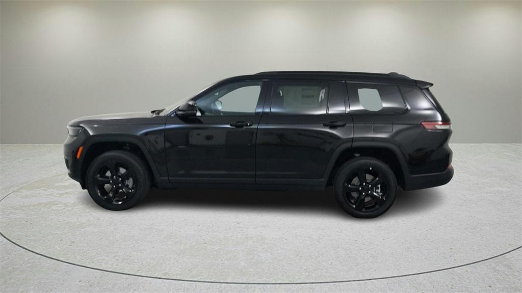 new 2024 Jeep Grand Cherokee L car, priced at $41,000