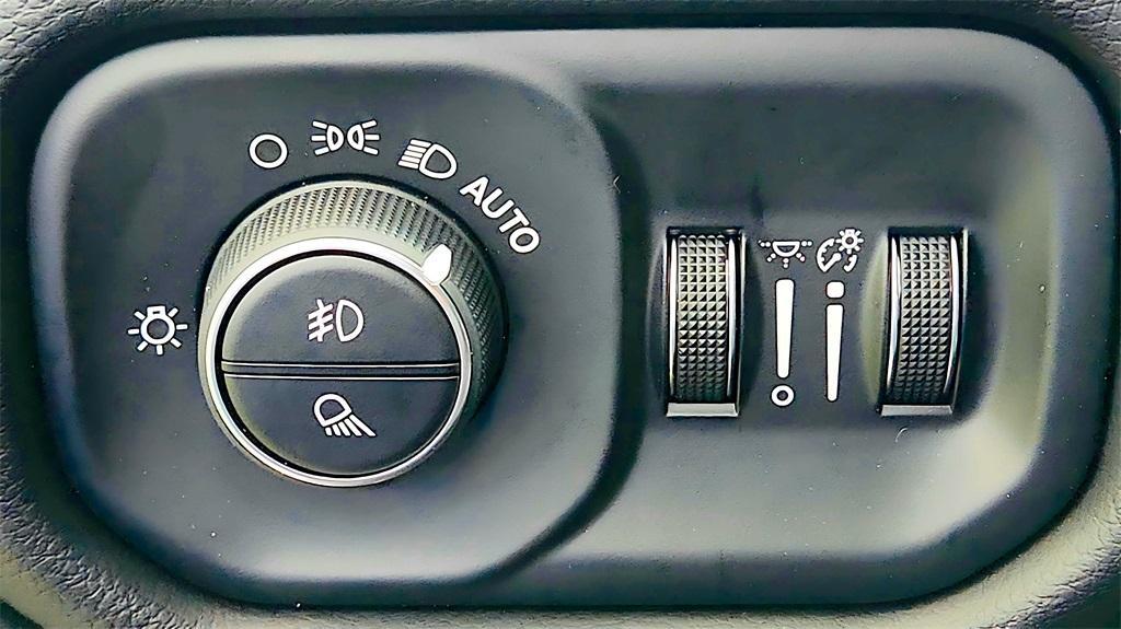 new 2025 Ram 2500 car, priced at $85,096