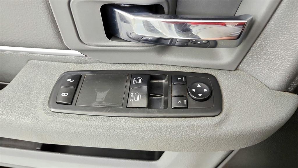 used 2019 Ram 1500 Classic car, priced at $18,000