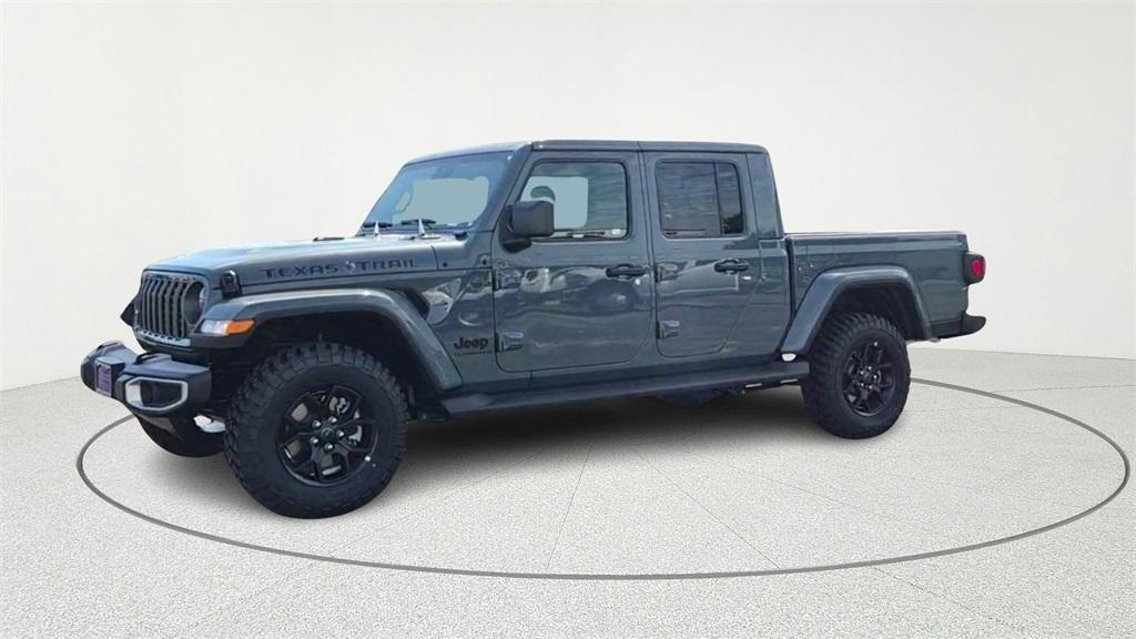 new 2025 Jeep Gladiator car, priced at $45,096