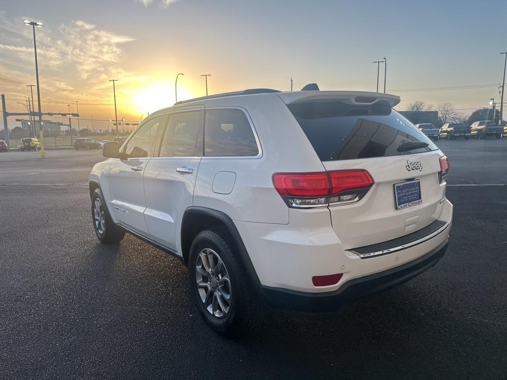 used 2016 Jeep Grand Cherokee car, priced at $17,000