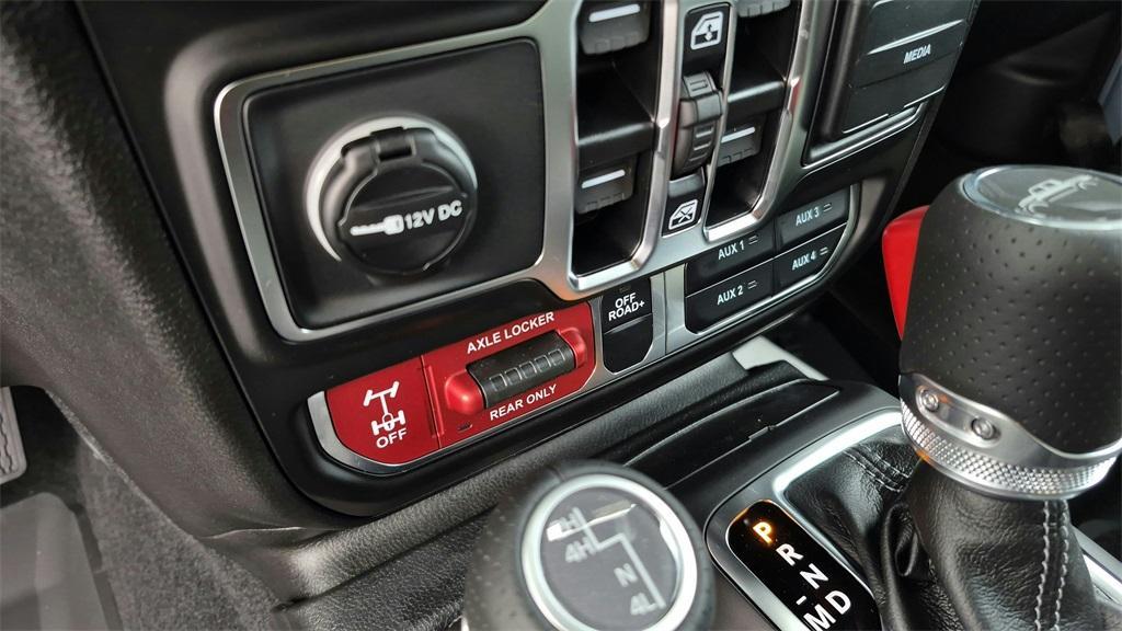 new 2025 Jeep Gladiator car, priced at $48,500