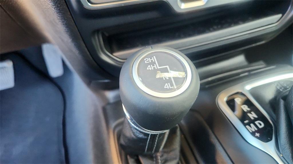 new 2025 Jeep Gladiator car, priced at $41,641