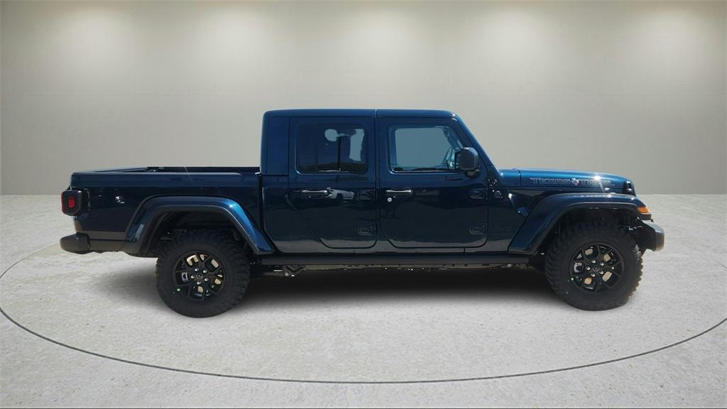 new 2025 Jeep Gladiator car, priced at $41,641
