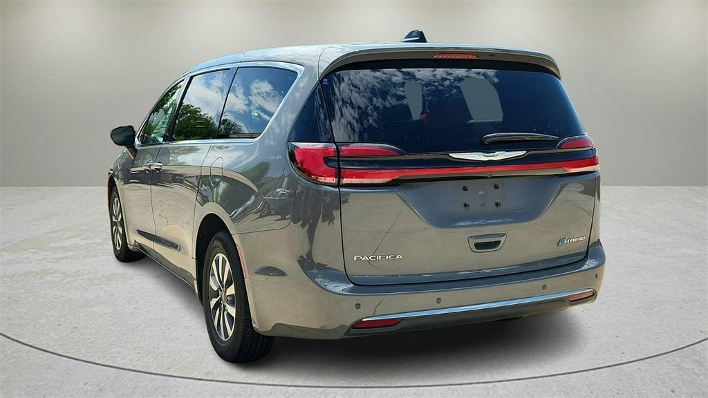used 2023 Chrysler Pacifica Hybrid car, priced at $25,000