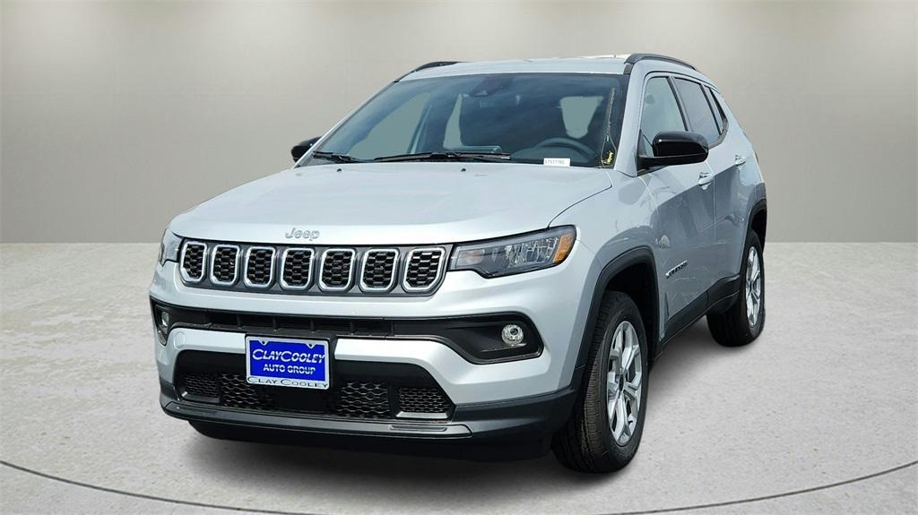 new 2025 Jeep Compass car, priced at $25,000