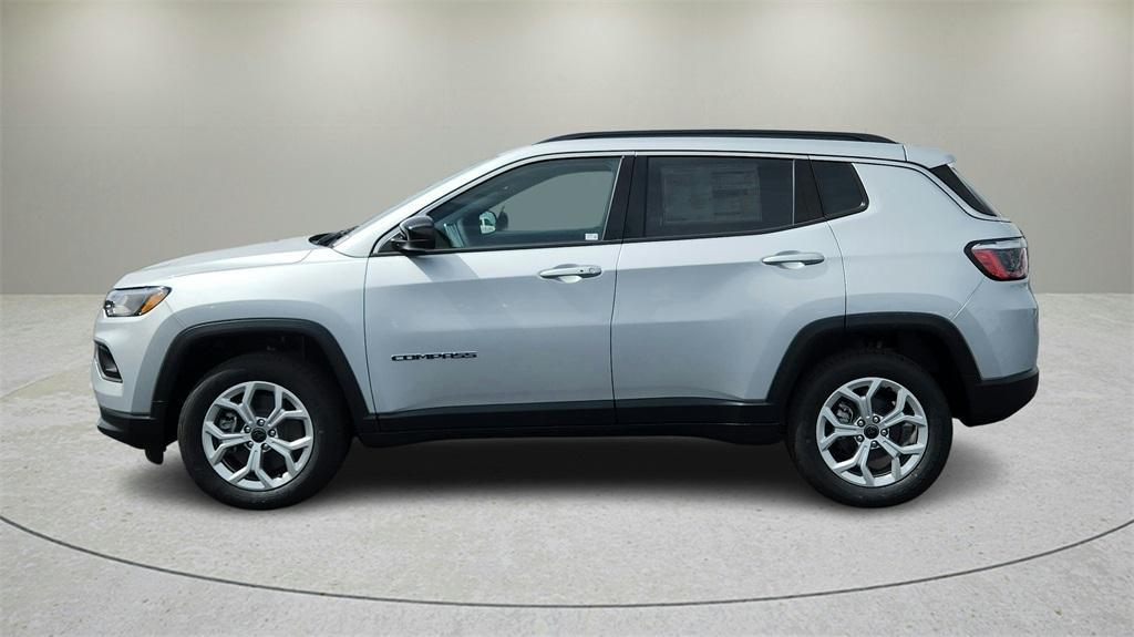 new 2025 Jeep Compass car, priced at $25,000