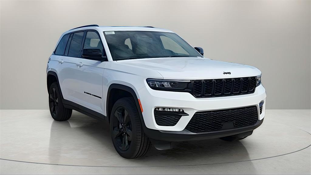 new 2025 Jeep Grand Cherokee car, priced at $43,500