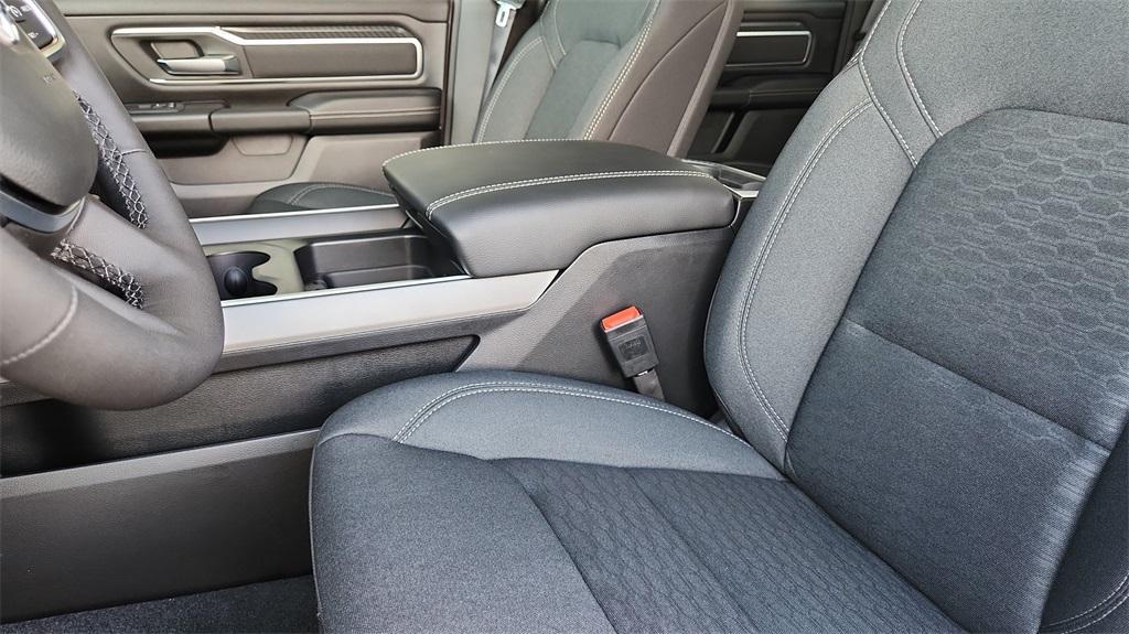 new 2025 Ram 1500 car, priced at $49,000