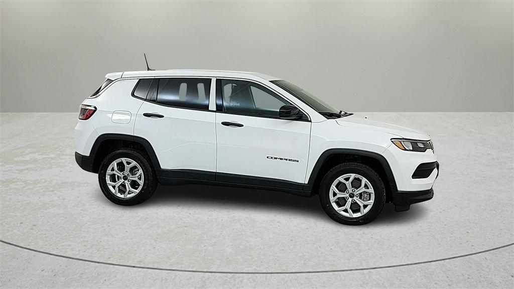 new 2025 Jeep Compass car, priced at $25,000