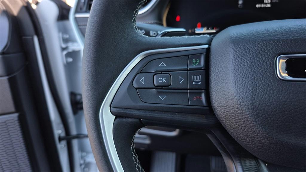 new 2025 Jeep Grand Cherokee L car, priced at $41,021