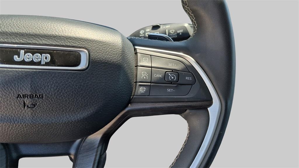 used 2023 Jeep Grand Cherokee car, priced at $27,500