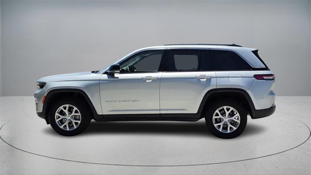 used 2023 Jeep Grand Cherokee car, priced at $27,500