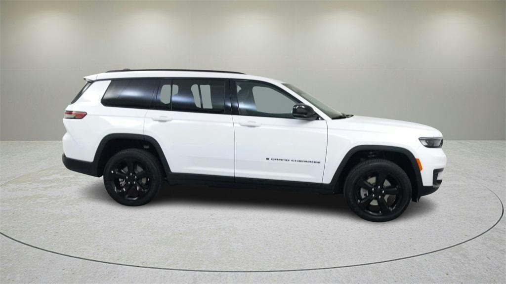 new 2024 Jeep Grand Cherokee L car, priced at $38,500