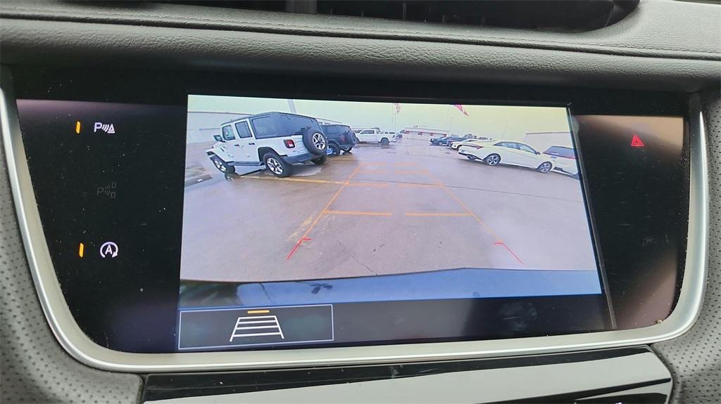 used 2020 Cadillac XT5 car, priced at $26,000
