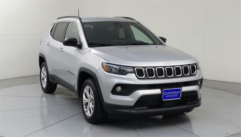 new 2025 Jeep Compass car, priced at $26,000