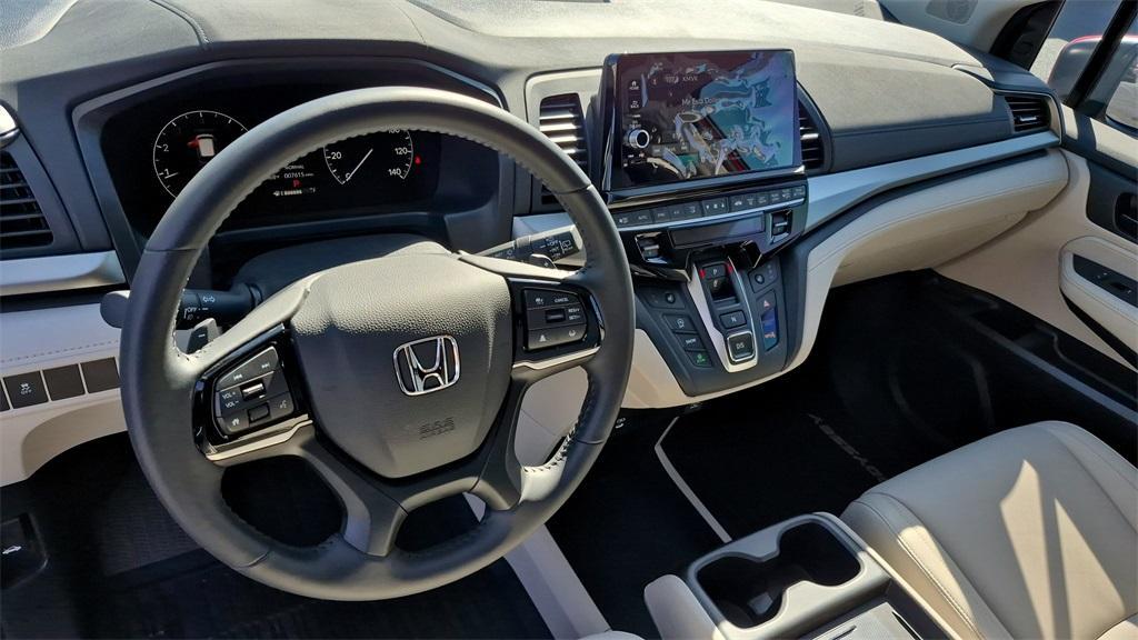 used 2025 Honda Odyssey car, priced at $39,500