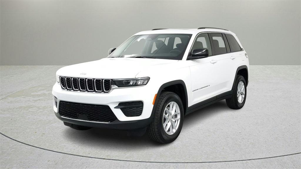 new 2024 Jeep Grand Cherokee car, priced at $33,500