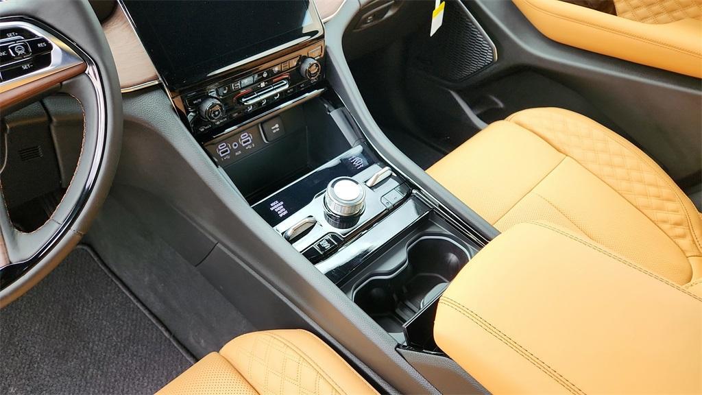 new 2025 Jeep Grand Cherokee L car, priced at $56,500
