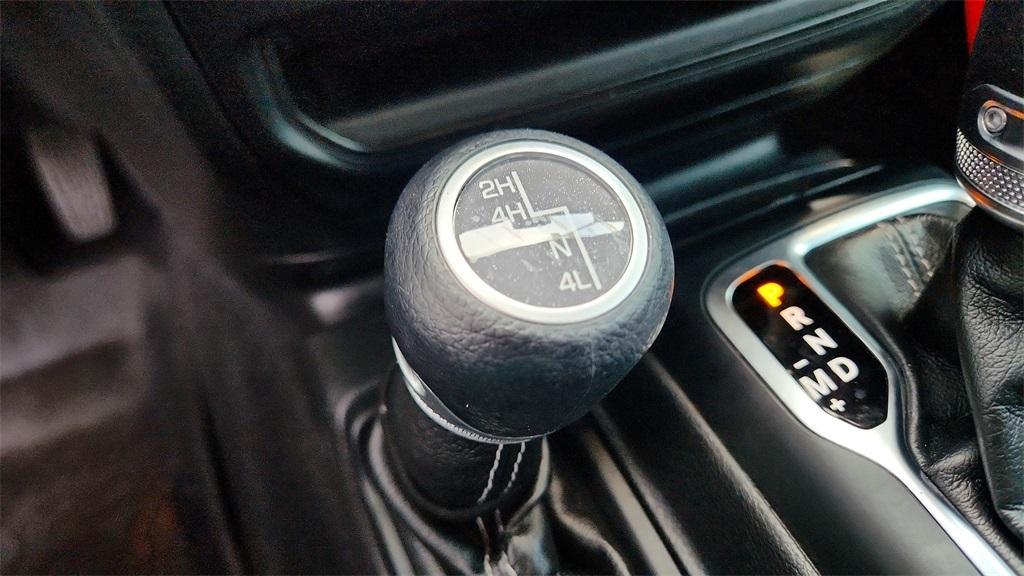 used 2022 Jeep Wrangler Unlimited car, priced at $32,000