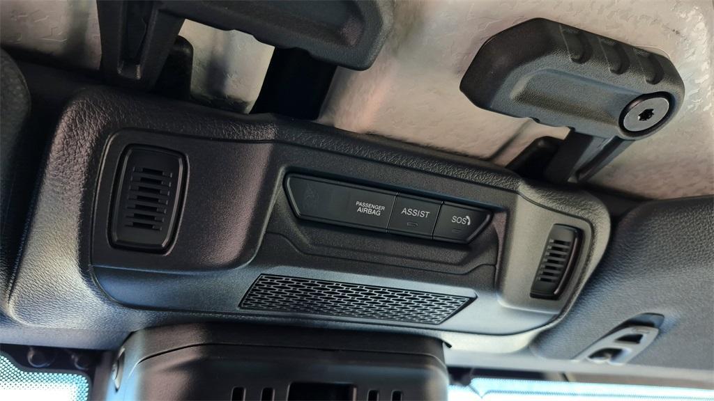 new 2025 Jeep Gladiator car, priced at $45,096