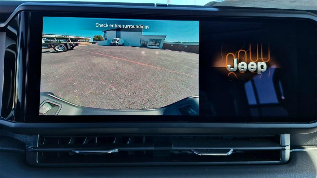 new 2025 Jeep Gladiator car, priced at $45,096