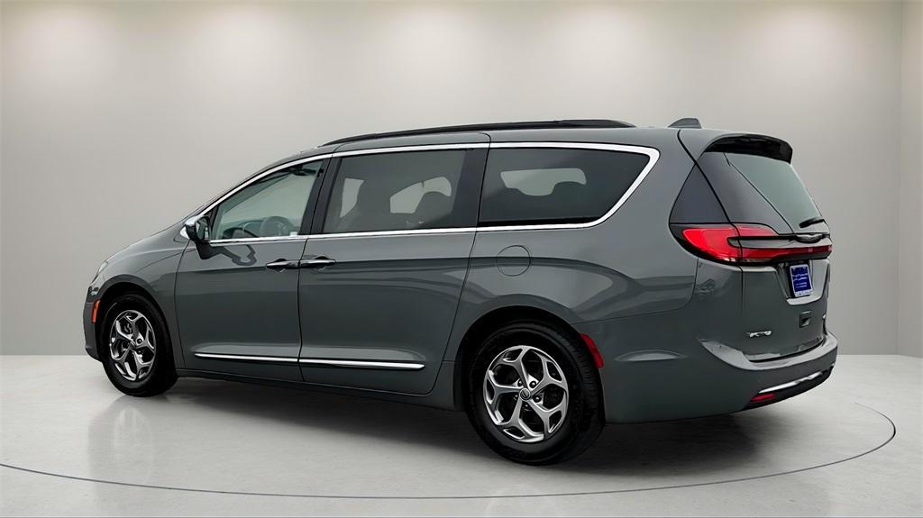 used 2022 Chrysler Pacifica car, priced at $25,000