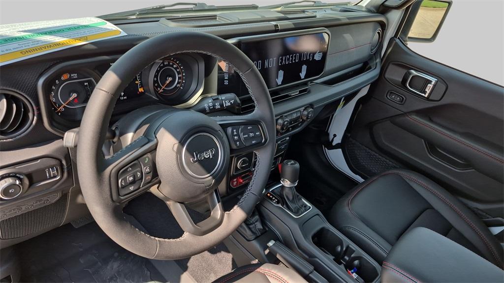 new 2025 Jeep Wrangler car, priced at $71,508