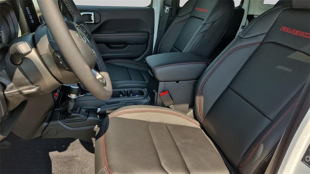new 2025 Jeep Wrangler car, priced at $71,508