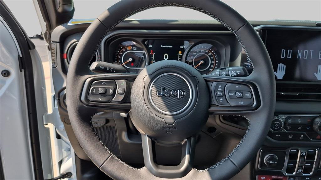 new 2025 Jeep Wrangler car, priced at $71,508