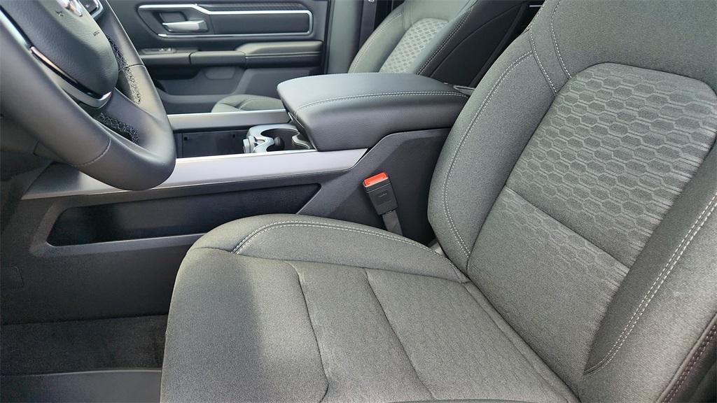 new 2025 Ram 1500 car, priced at $51,000