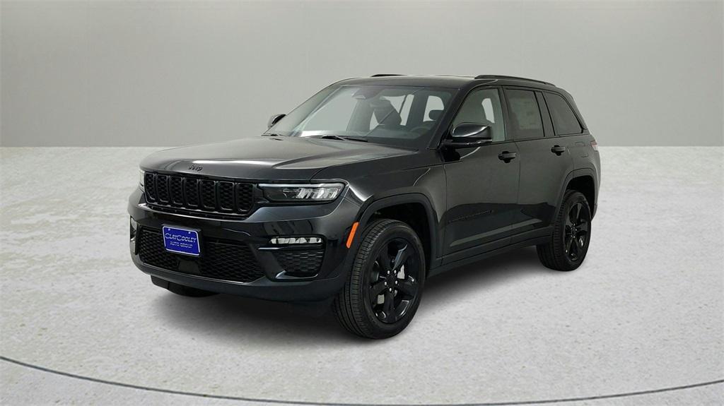 new 2024 Jeep Grand Cherokee car, priced at $45,000