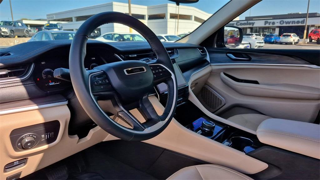 used 2021 Jeep Grand Cherokee L car, priced at $28,099